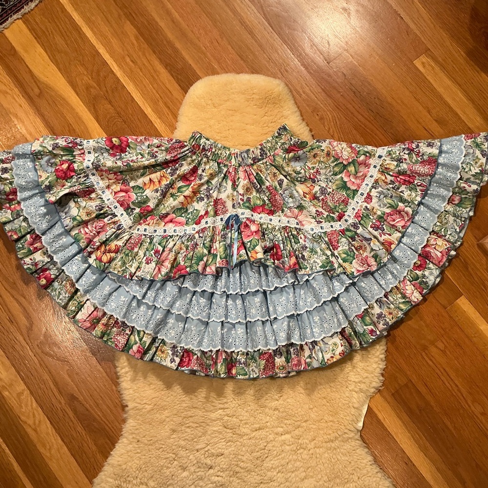 Vintage full circle square dance skirt